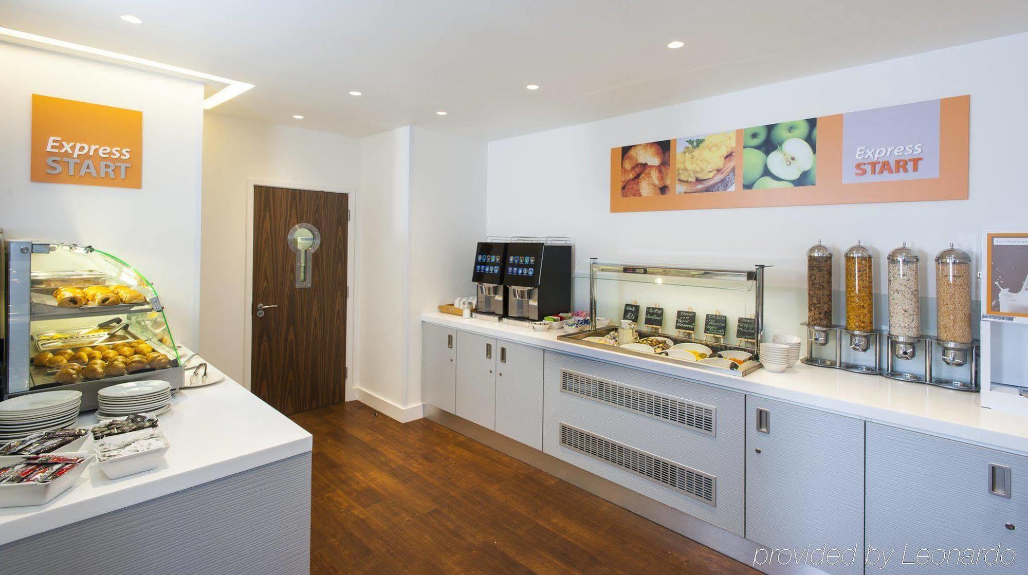 Holiday Inn Express London - Vauxhall Nine Elms, An Ihg Hotel Екстер'єр фото